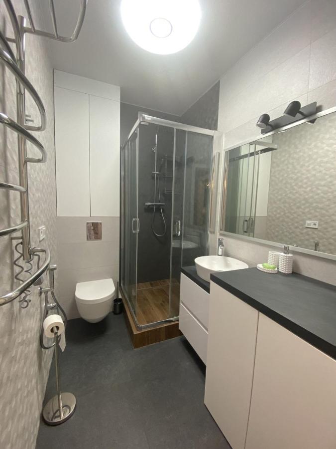 Nyvky Like Home - Fayna Town - Apt 398 Kiev Exterior foto