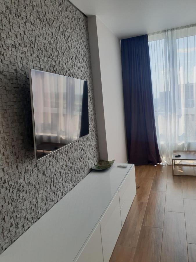 Nyvky Like Home - Fayna Town - Apt 398 Kiev Exterior foto