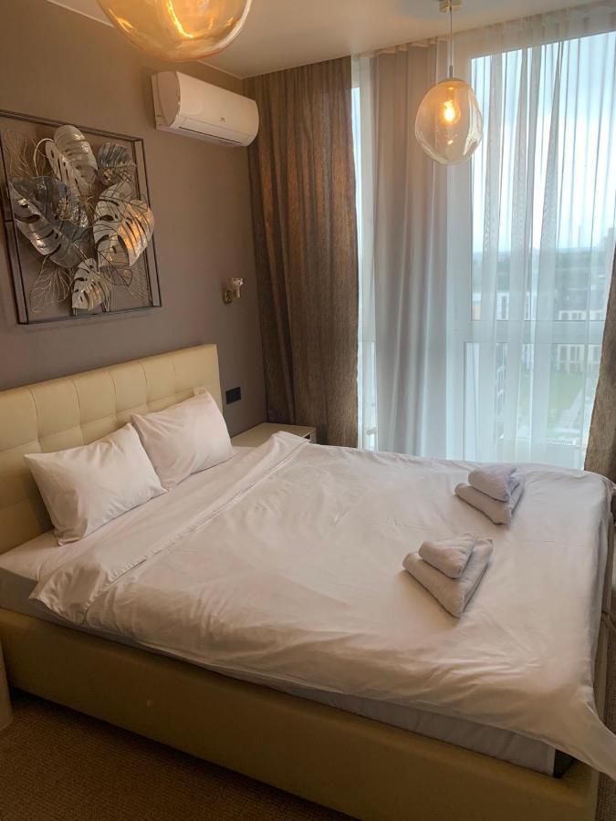 Nyvky Like Home - Fayna Town - Apt 398 Kiev Exterior foto